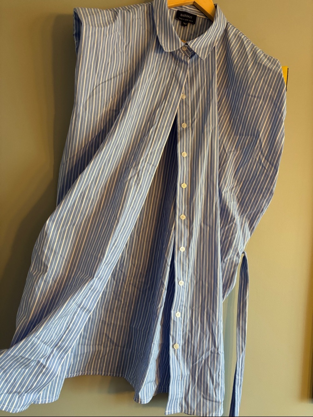 Bardot - button down - Picture 4 of 9
